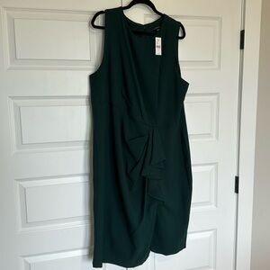 NWT 22W Lane Bryant Hunter green sheath dress with cascade front